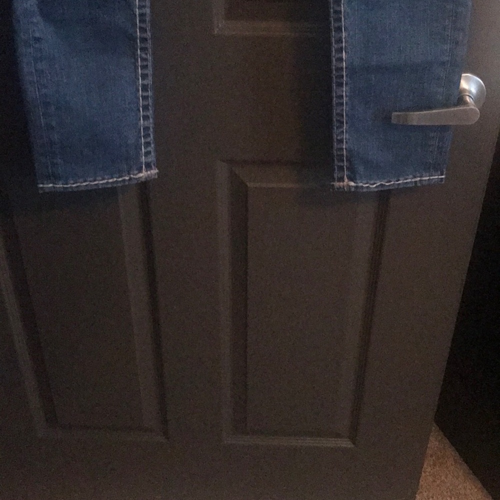 Jeans - Picture 2 of 3